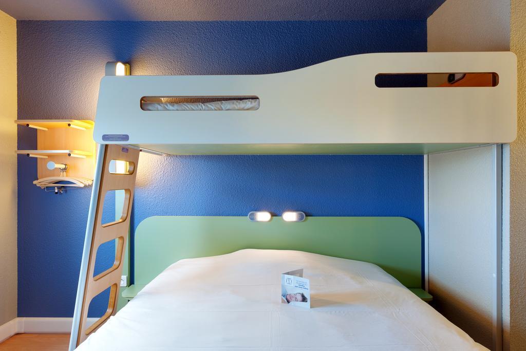 Ibis Budget La Roche Sur Yon Vendespace Mouilleron-le-Captif Exterior photo